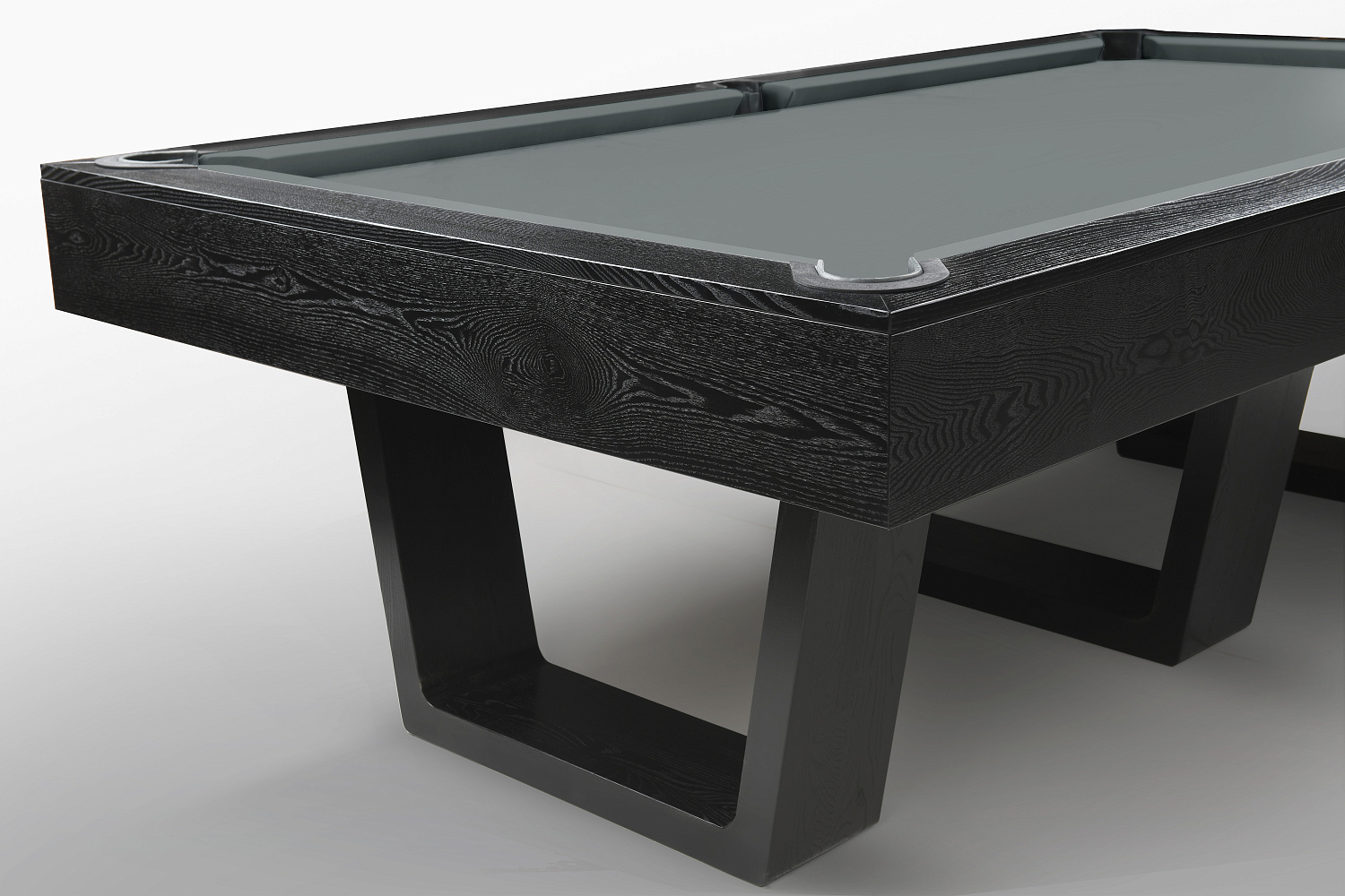 Новинка. Профессиональный бильярдный стол в современном стиле. Nova: совершенство в каждой детали