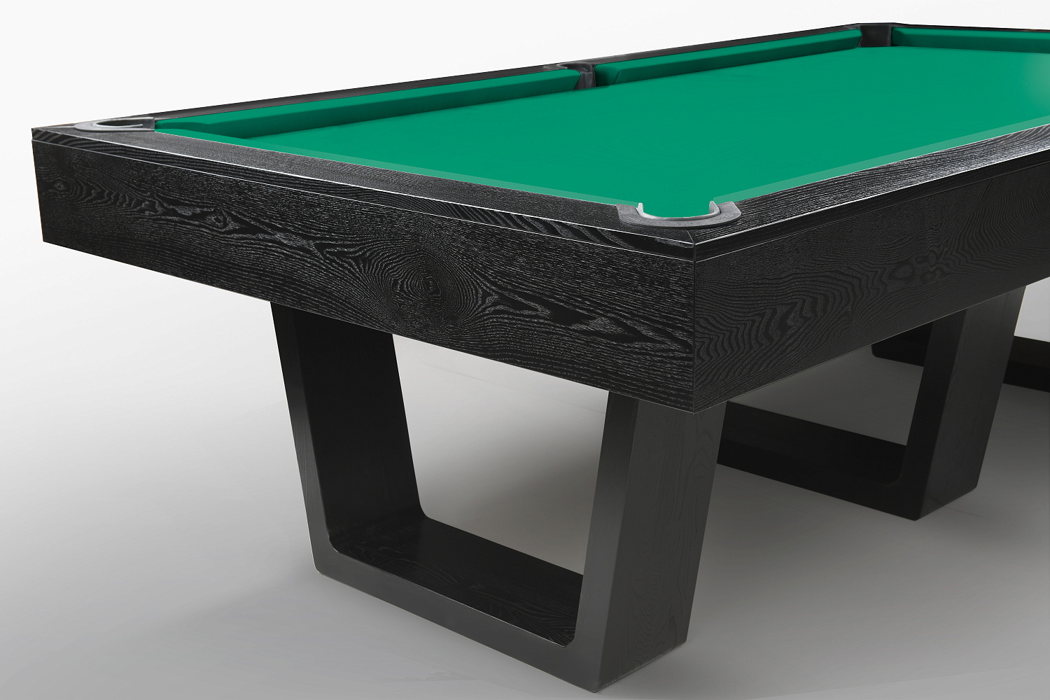 Новинка. Профессиональный бильярдный стол в современном стиле. Nova: совершенство в каждой детали